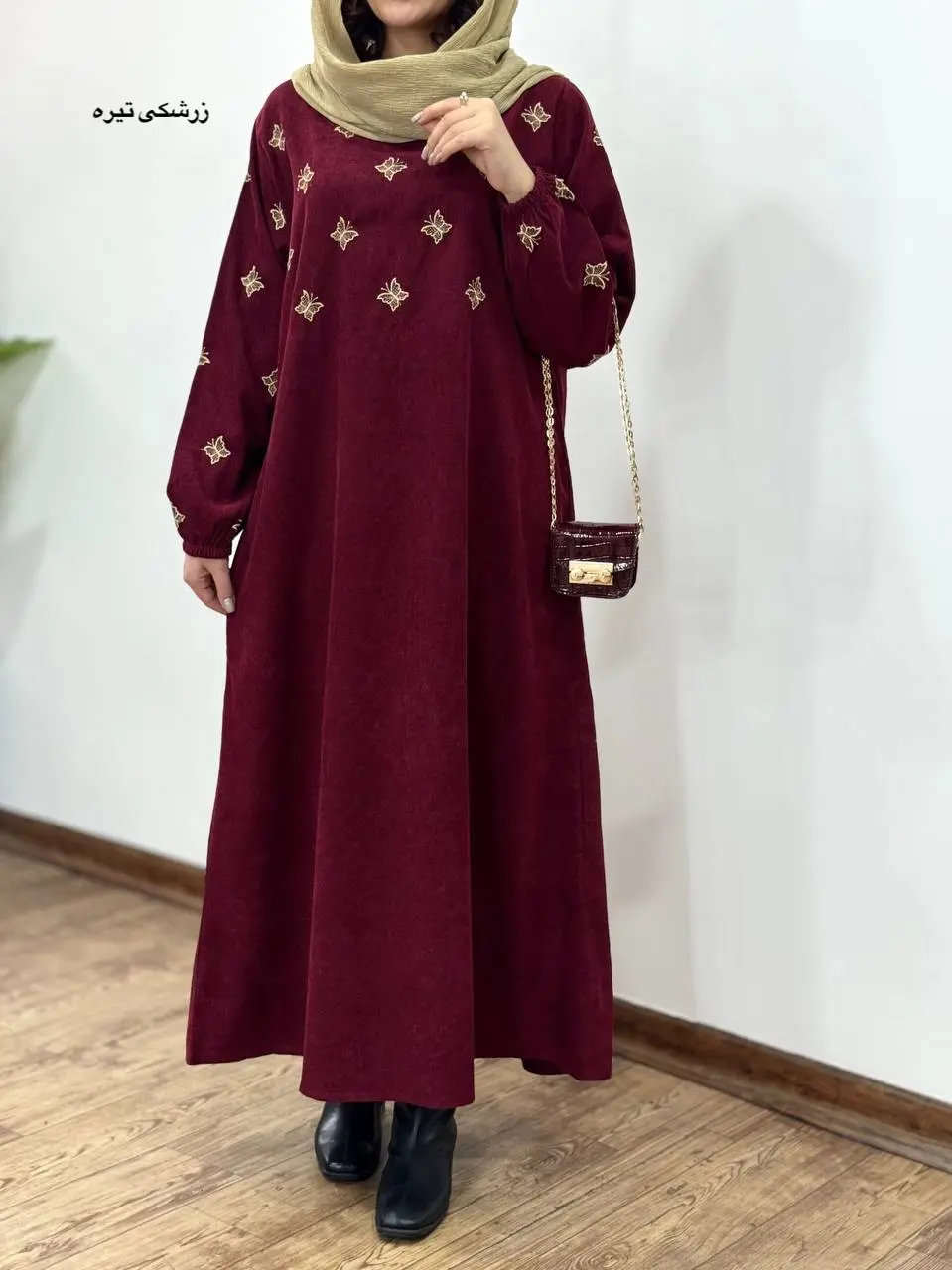 پیراهن مانتویی گلدوزی پری